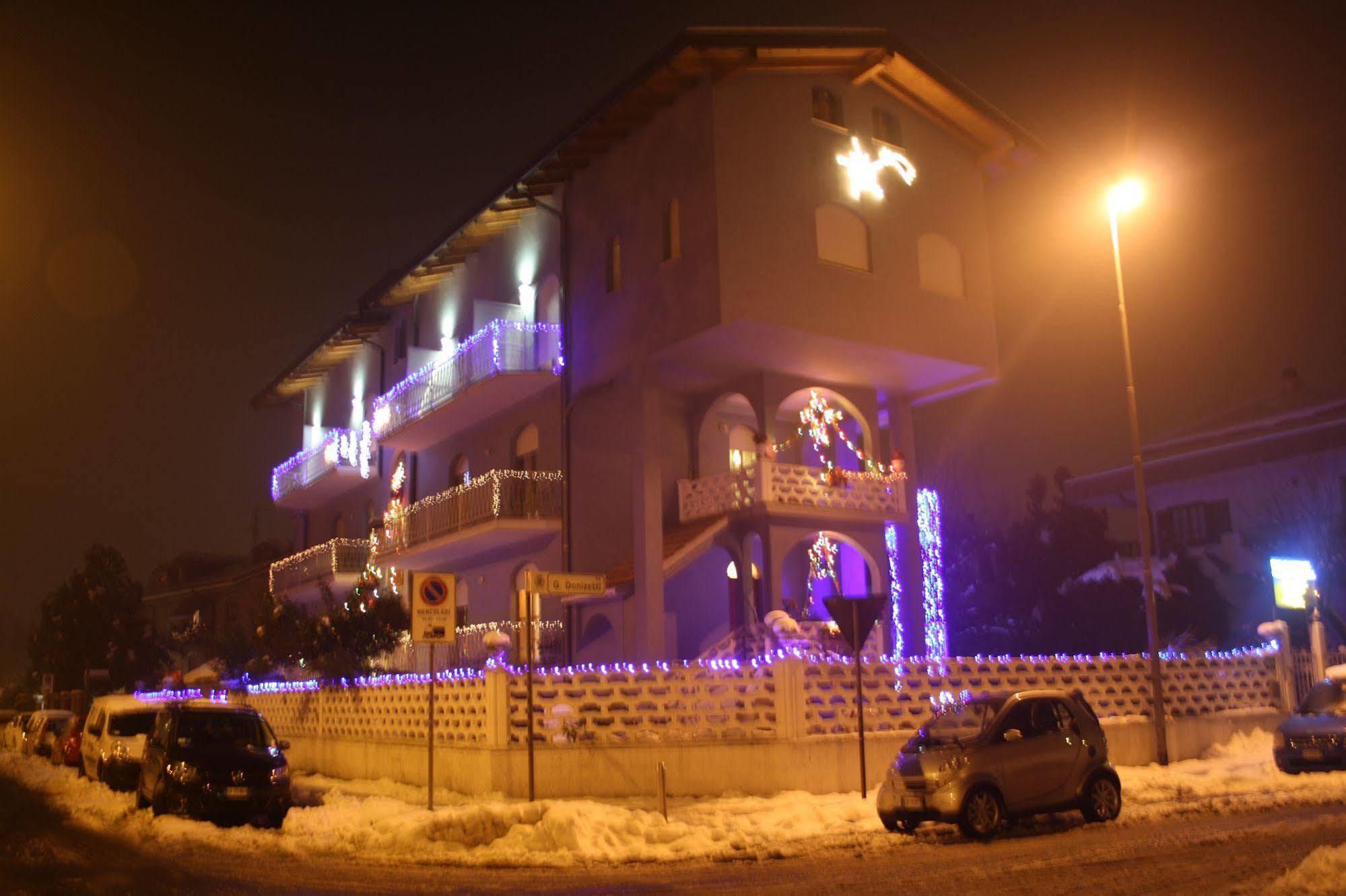 צ'זאנו בוסקונה Hotel Gf מראה חיצוני תמונה